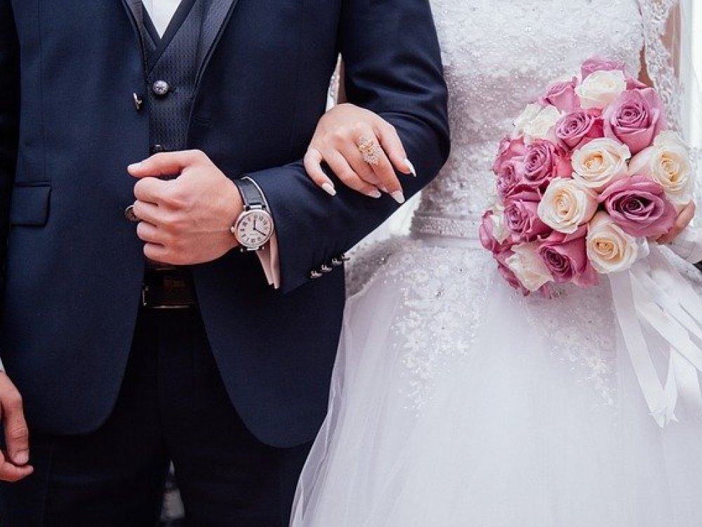 Praktické tipy, které vám pomohou ušetřit peníze za svatební dekorace